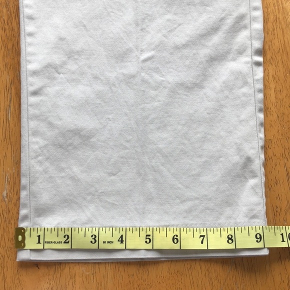 ADIDAS STRETCH KHAKI CAPRI 97% COTTON/ 3% SPANDEX IN GUC. - Picture 7 of 15